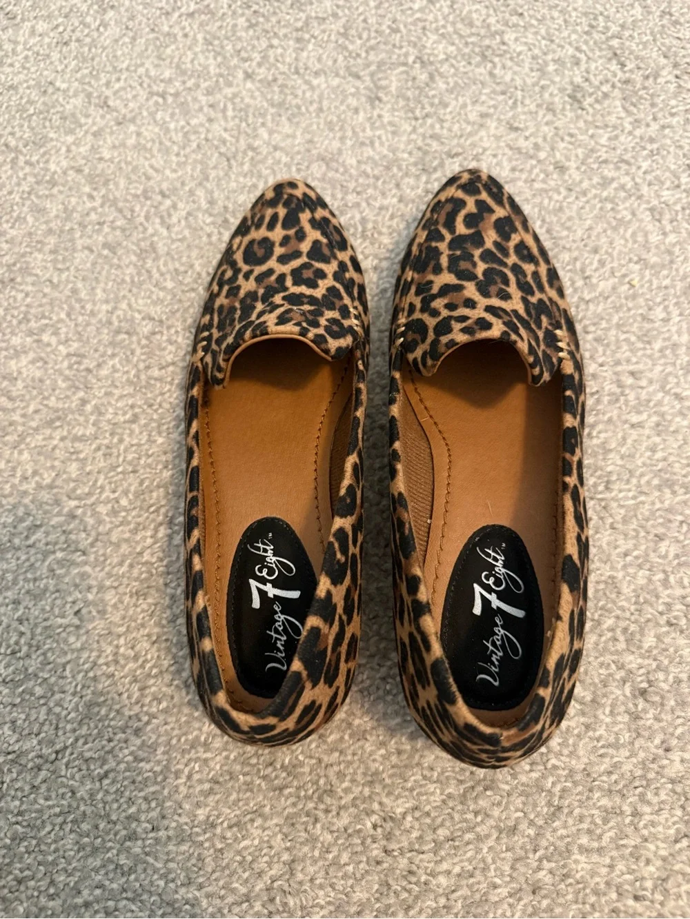 Vintage 7 Eight stylish leopard